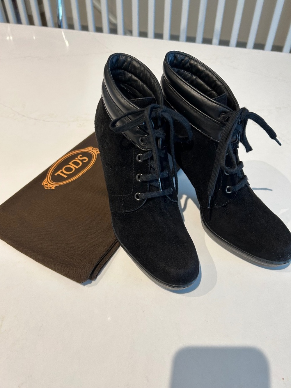 Tod's Suede Ankle boots - black size 9